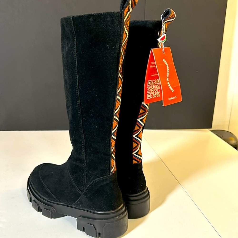 Farm Rio Women's Black Lug Chunky Sole Ribbon Faux Suede Tall Boot Size 7.5